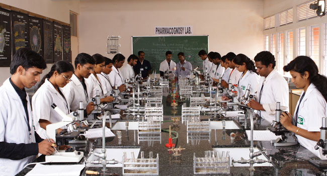 Harish Chand College of Pharmachy 